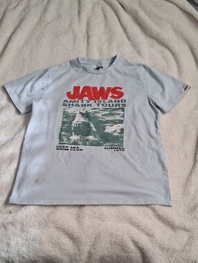 Jaws Graphic Short Sleeve Tee - Light Blue
